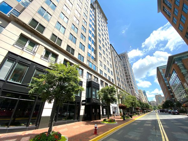 Guide ultime pour transporter en toute sécurité votre collection précieuse de vinyles rares : astuces et conseils incontournables